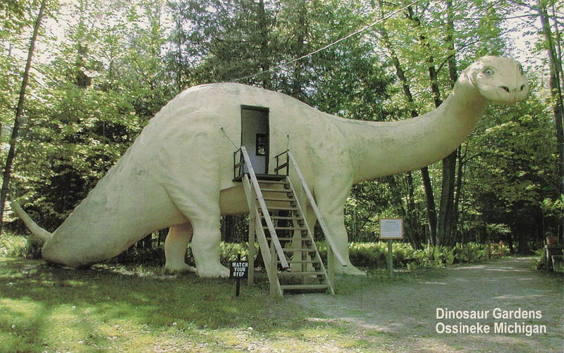 Dinosaur Gardens - Vintage Postcard (newer photo)